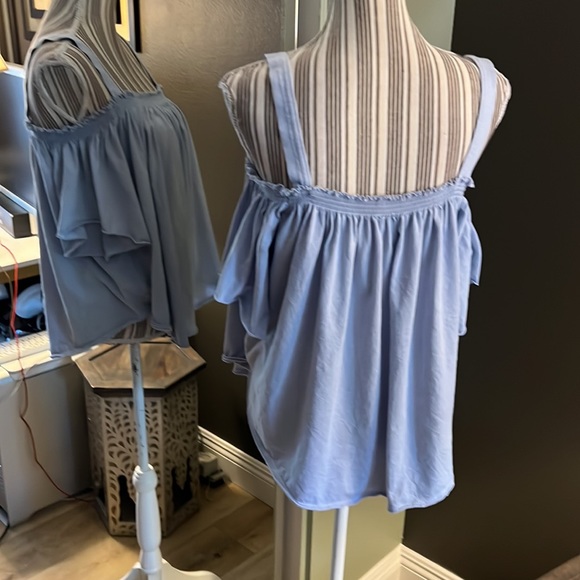 Free People, baby blue cold shoulder top, Large - Picture 6 of 7